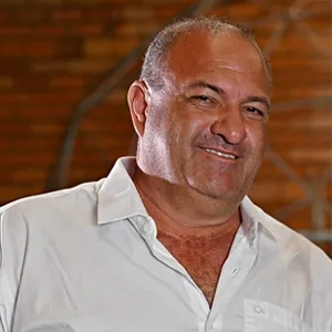 Rogério de Oliveira